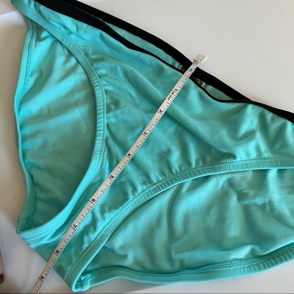 Converse Bikini Bottom - Picture 2 of 5